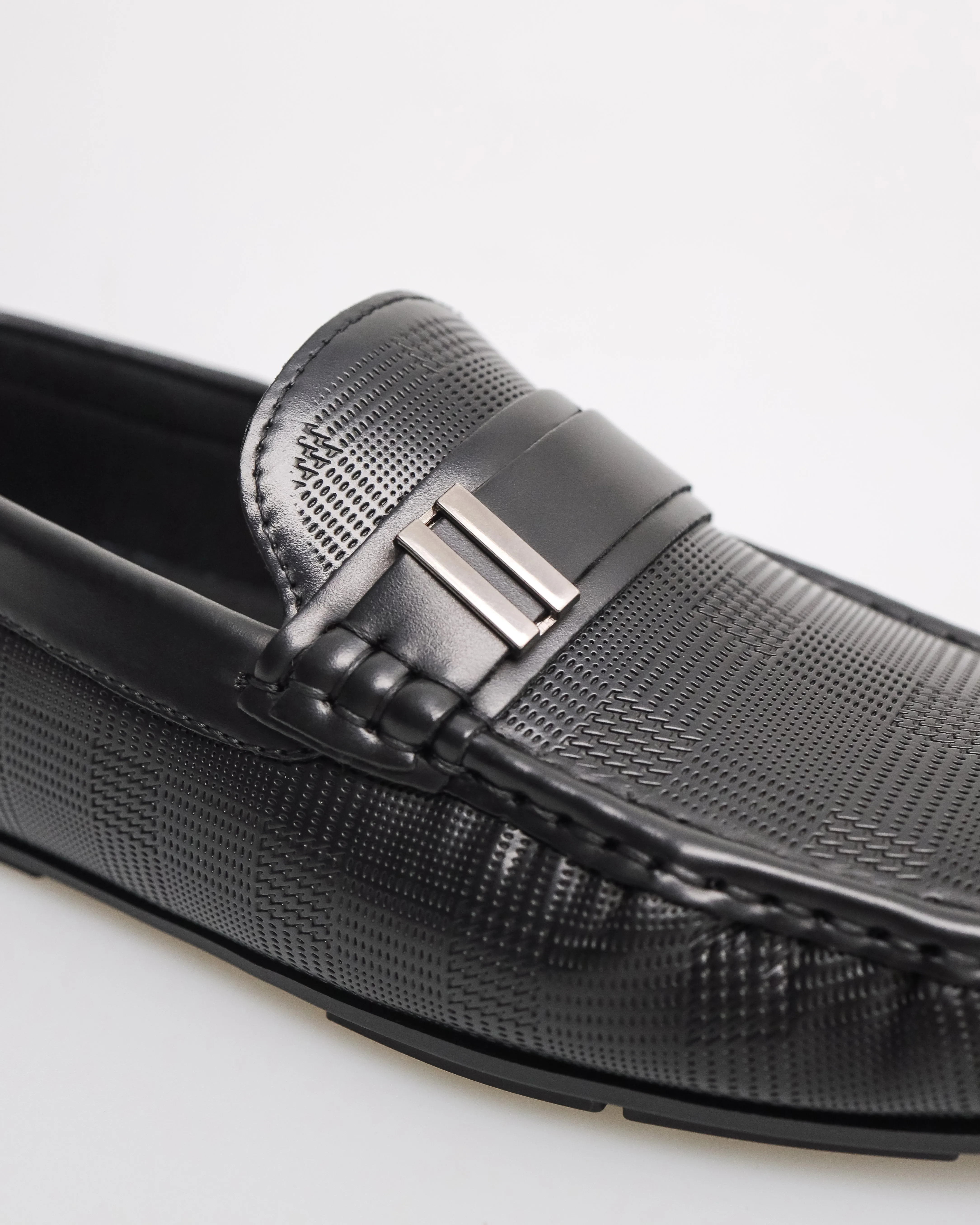 Tomaz C617 Men's Buckle Weave Moccasins